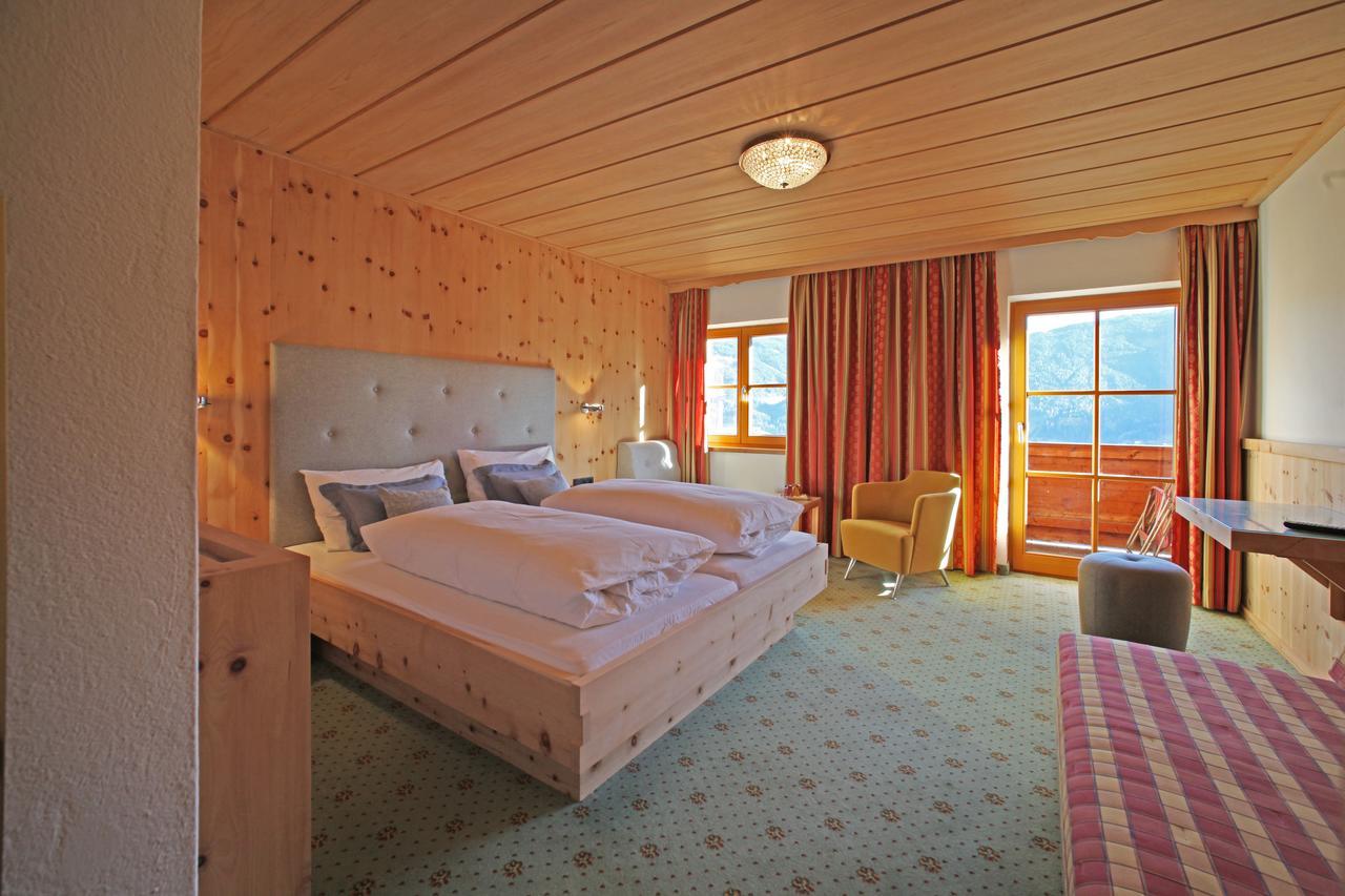 Landgut Thalerhof Hotel Telfes im Stubai Exterior photo